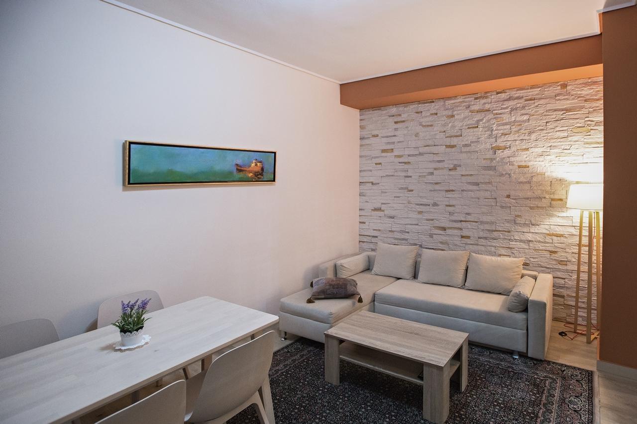 Paradise Apartment In Peiraiki 피레아스 외부 사진
